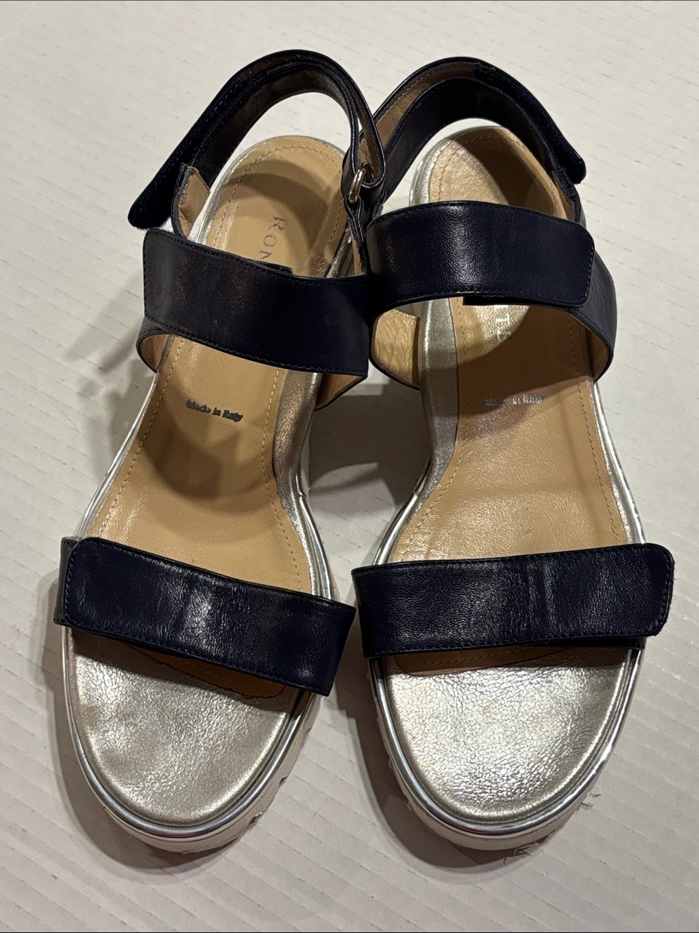 Ron White “Catey” Women’s stylish sandal French Navy Blue,size 7.5 Made in Italy